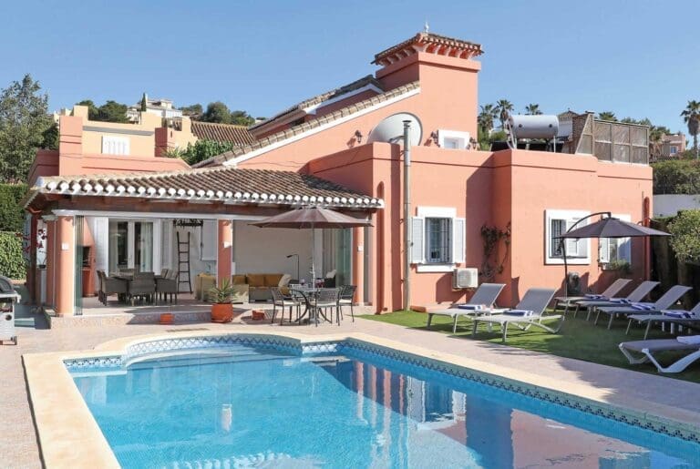 Rent Villa Grayish Obsidian Murcia