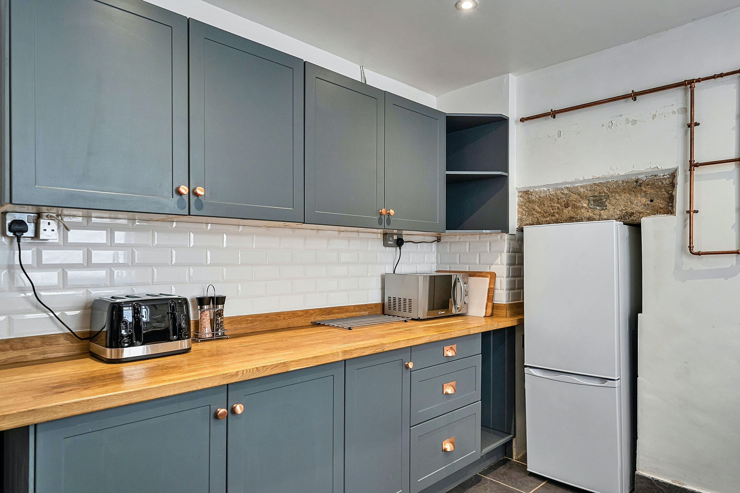 Rent Villa Green-Yellow Dhawra Cornwall