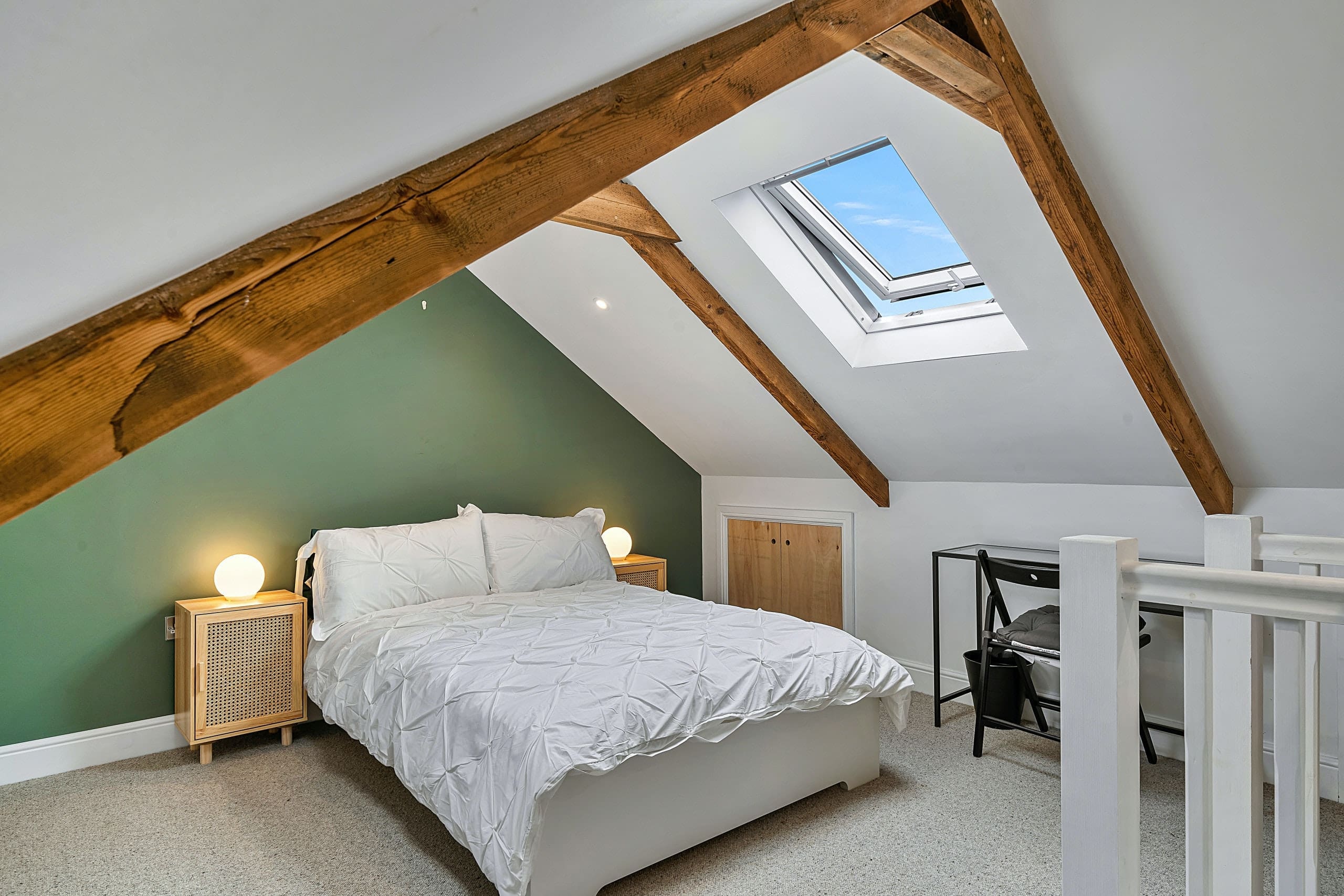 Rent Villa Green-Yellow Dhawra Cornwall