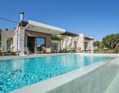 Rent Villa Heat Coyote Crete