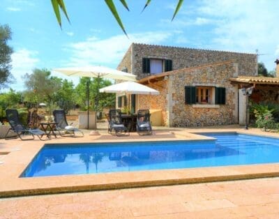 Rent Villa Integrated Water Balearic Islands