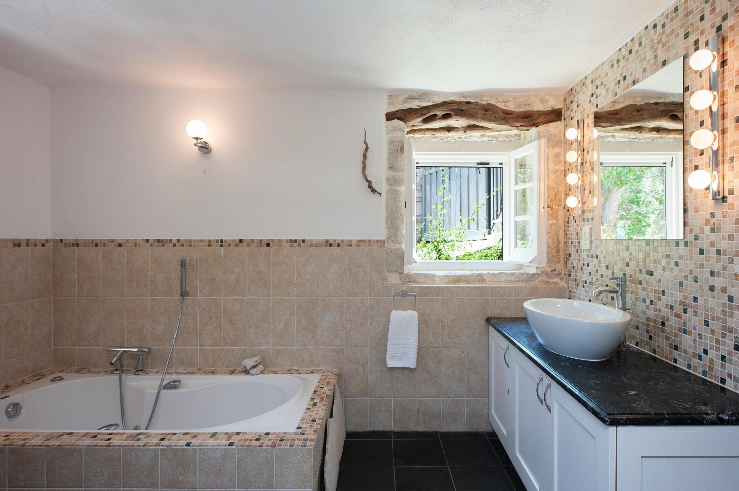 Rent Villa Iris Jatoba Corfu