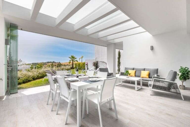 Rent Villa Jaunty Brawny Spain