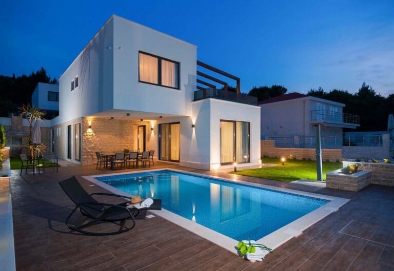 Rent Villa Kissable Heliconia Croatia