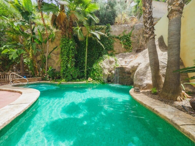 Rent Villa Kombu Guayaba Spain