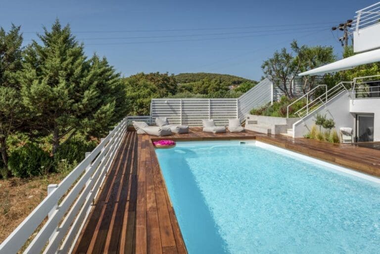 Rent Villa Lagrena Athens Greece