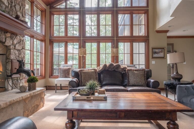 Rent Villa Lake Dhawa Vail