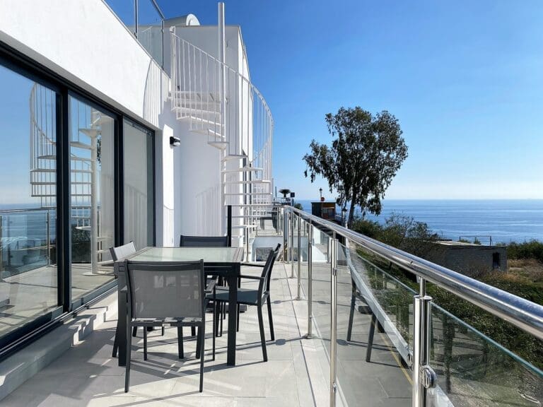 Rent Villa Languid Minature Spain