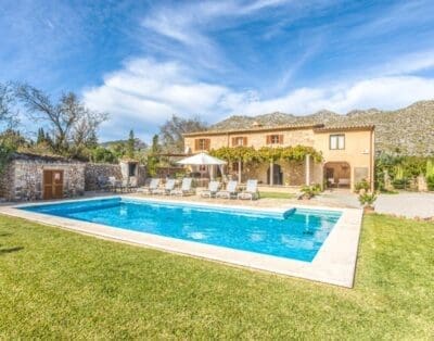 Rent Villa Lemon Blossom Pollensa Mallorca