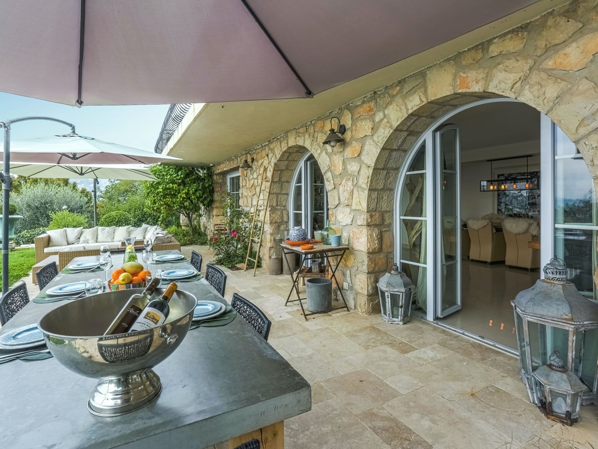 Rent Villa Licorice Swan Provence