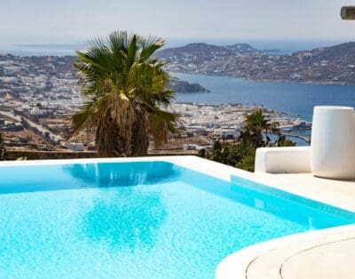 Rent Villa Lust Redbud Mykonos