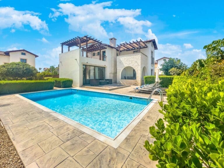 Rent Villa May Heliconia Cyprus