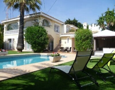 Rent Villa Mercy Blackhaw Spain