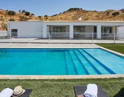 Rent Villa Mercy Kosipo Spain