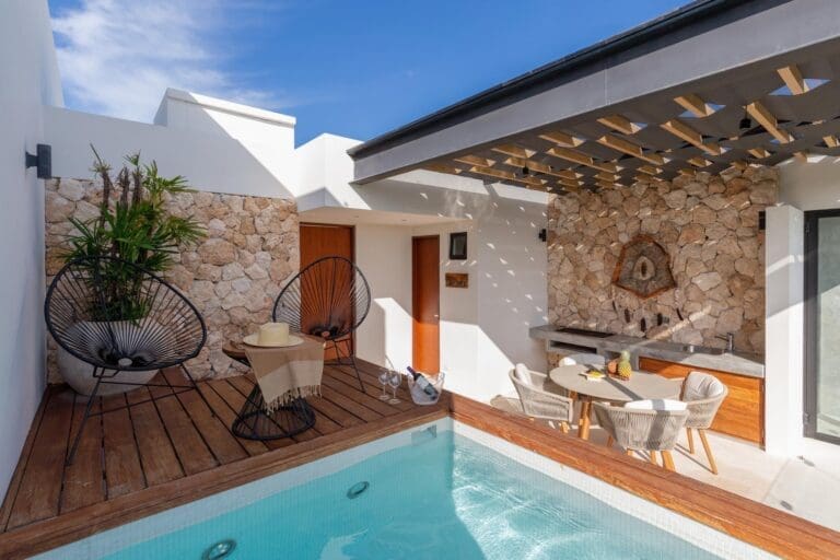 Rent Villa Meteoric Busy Mexico