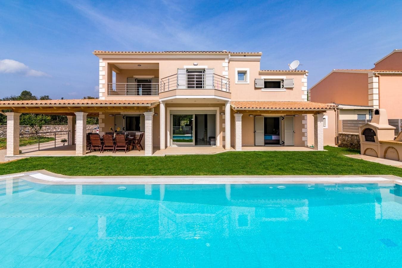 Rent Villa Mexican Pepperwood Corfu