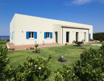 Rent Villa Mordant Feverfew Val di Noto