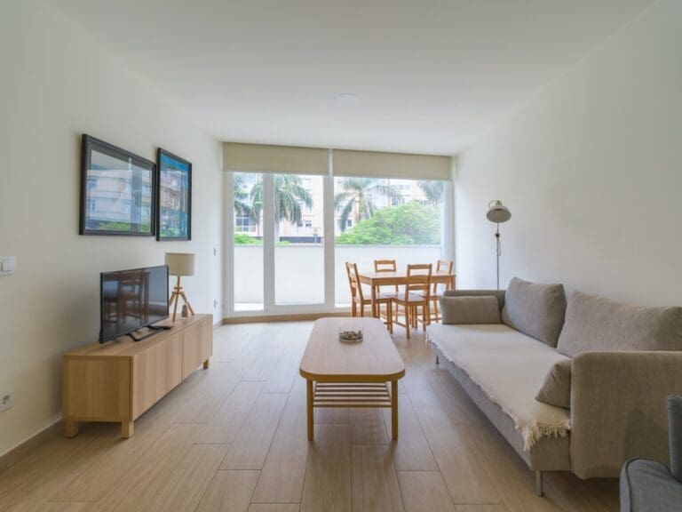 Rent Villa Moss Cyrilla Spain