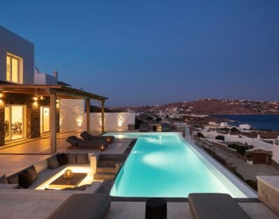 Rent Villa Ochre Redwood Mykonos