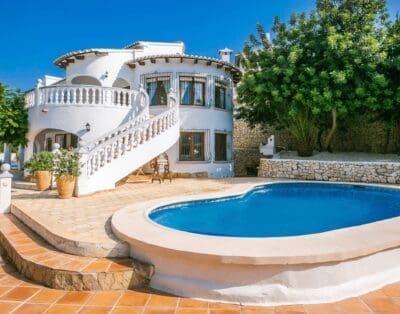 Rent Villa Olivine Tulipwood Spain