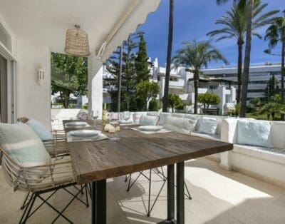 Rent Villa Opal Huckleberry Spain