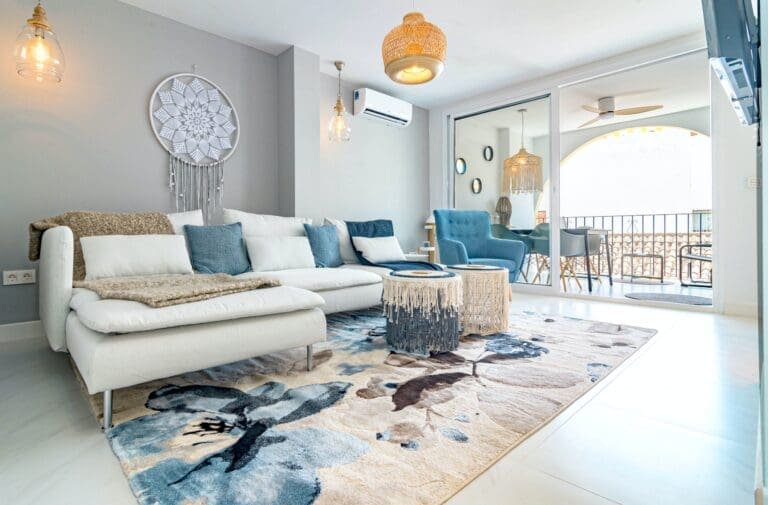 Rent Villa Orange-Red Butterfly Spain