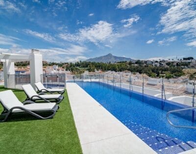 Rent Villa Orange-Red Garnet Spain