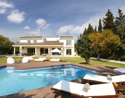 Rent Villa Pamplemousse Vermillion Balearic Islands