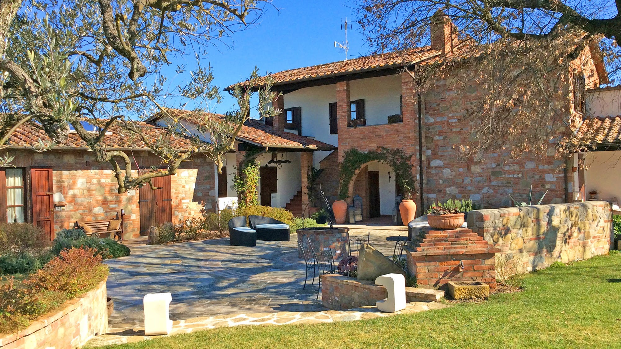 Rent Villa Petite Corydalis Italy