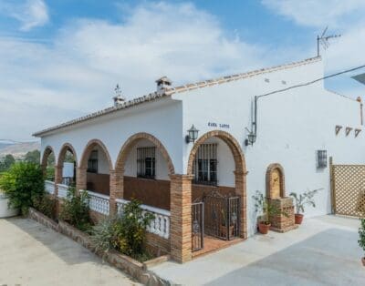 Rent Villa Picton Holy Spain