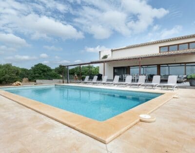 Rent Villa Picton Pine Mallorca