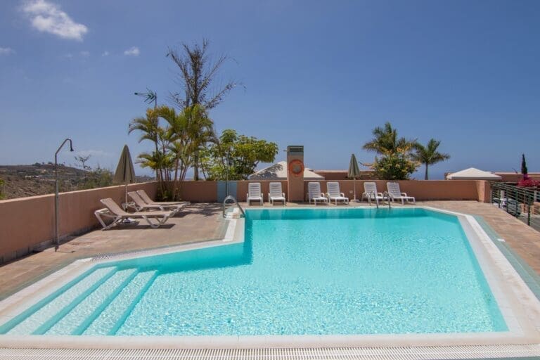 Rent Villa Picton Sodalite Spain