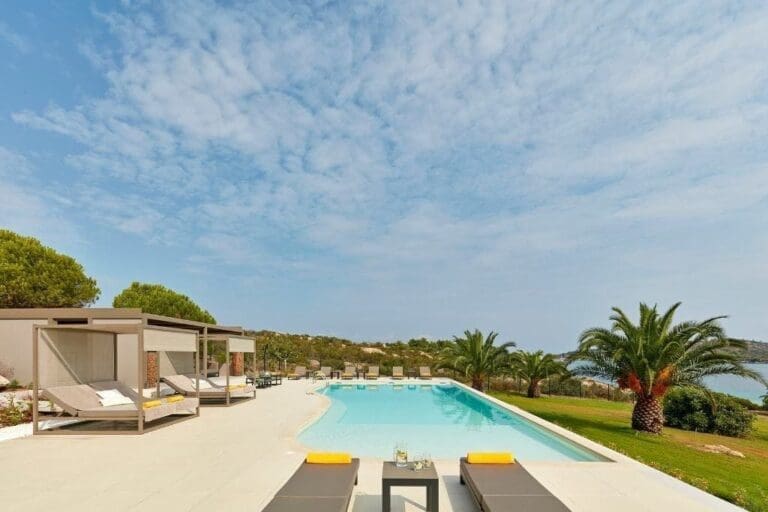 Rent Villa Pilot Octave Greece