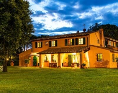 Rent Villa Pink Overtop Tuscany