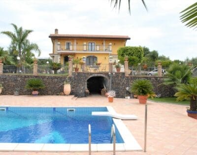 Rent Villa Pink Tourmaline Etna