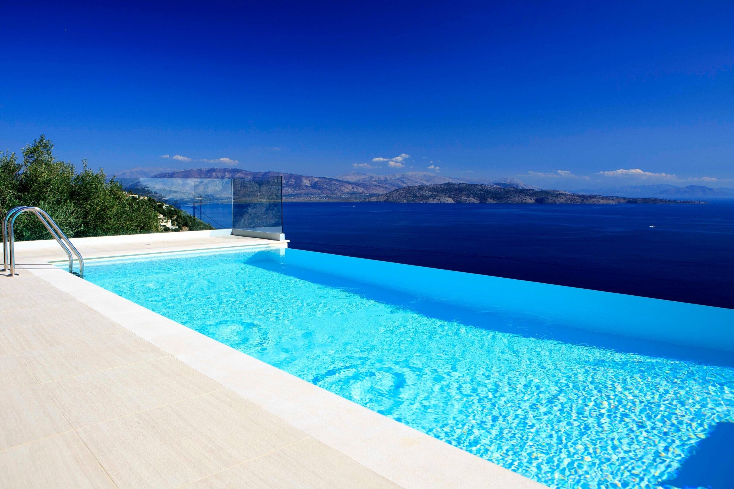 Rent Villa Powder Crepemyrtle Corfu