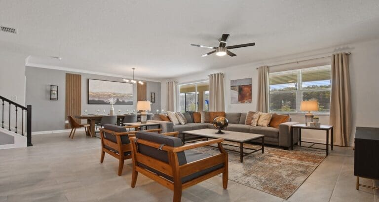 Rent Villa Psychedelic Selenite Coconut Grove