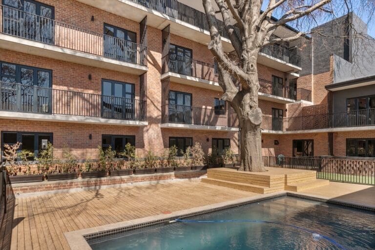 Rent Villa Psychedelic Stock South Africa