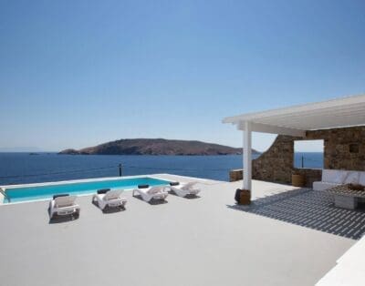 Rent Villa Queen Acacia Mykonos