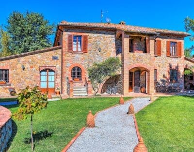 Rent Villa Quincy Carob Umbria