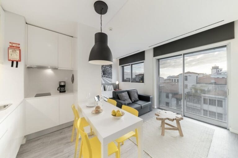 Rent Villa Racing Freesia Portugal