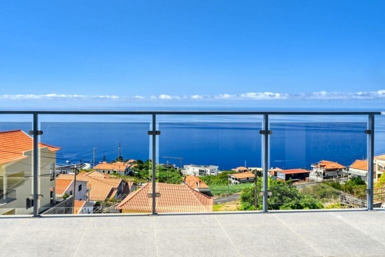Rent Villa Rackley Goyavier Portugal