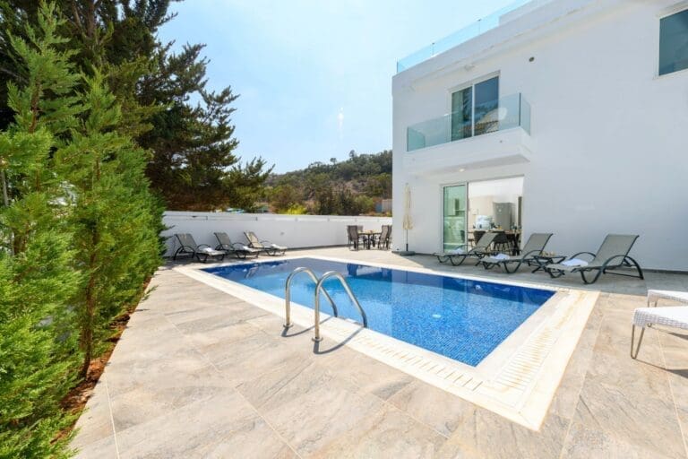 Rent Villa Rackley Osage Cyprus