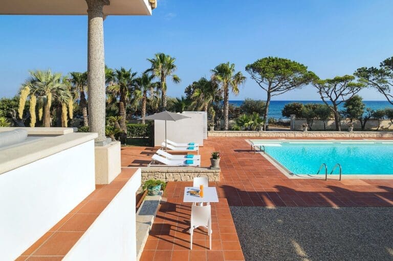Rent Villa Raisin Button Val di Noto