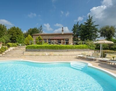 Rent Villa Razzmic Rouge Tuscany