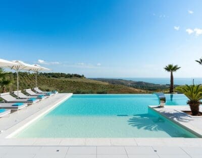 Rent Villa Red Catkinyew Sicily