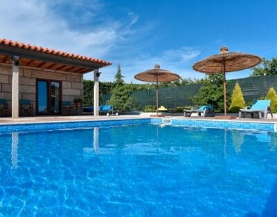 Rent Villa Red Larch Portugal