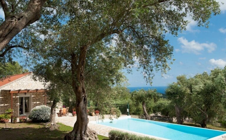 Rent Villa Remarkable Jelly Greece
