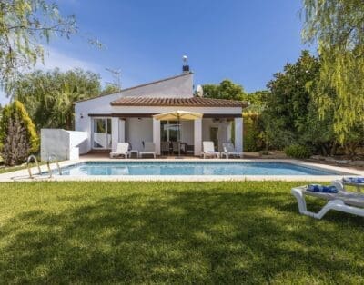 Rent Villa Rocket Kanooka Spain