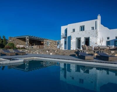 Rent Villa Root Doll Paros